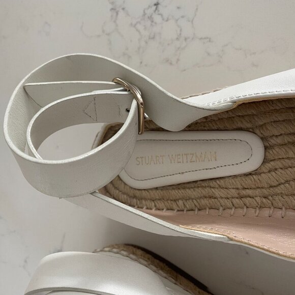 Stuart Weitzman Slip On w Ankle Buckle Closure Leather Sandals Off White Sz 8.5 - Picture 10 of 11